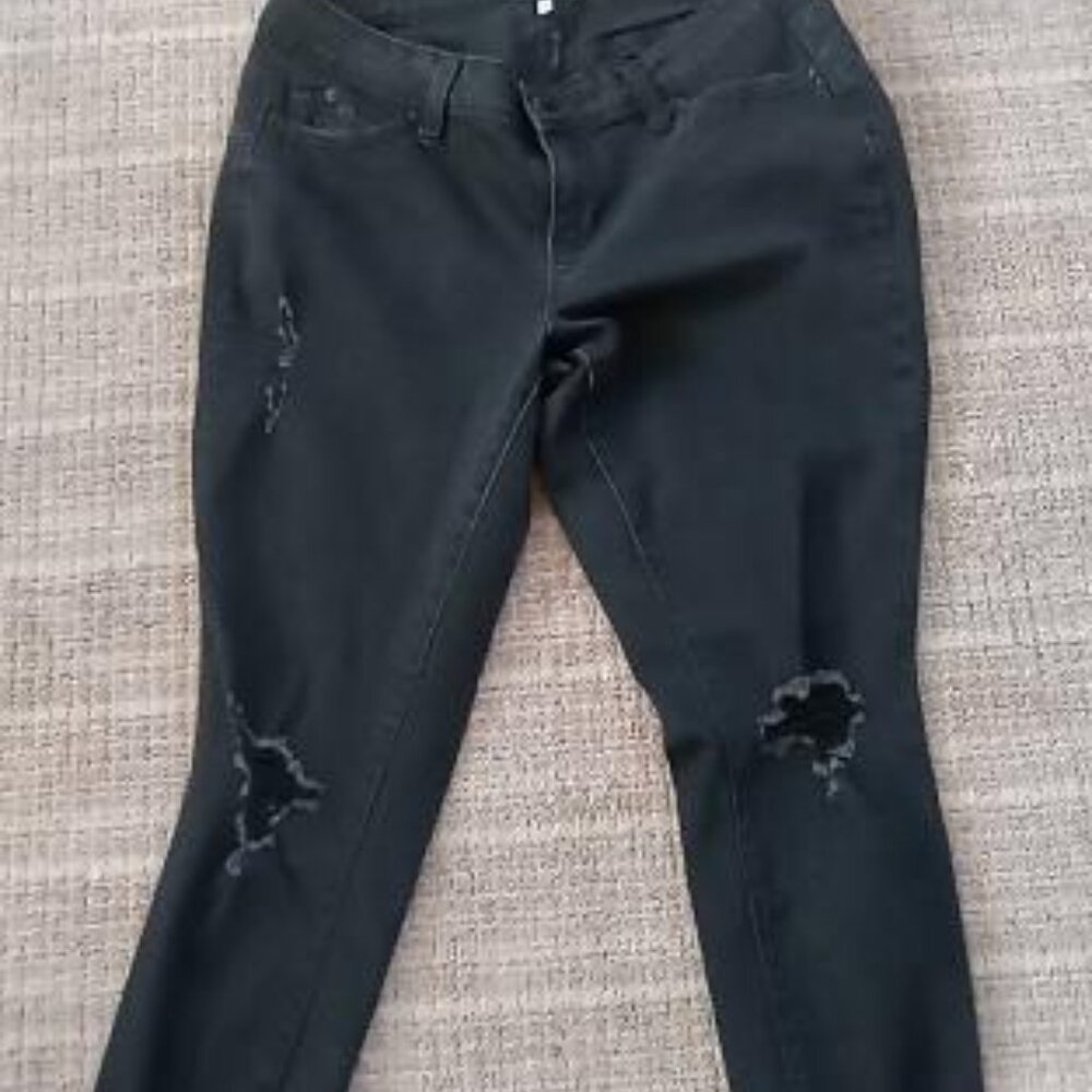 YMI wannabettabutt  women's jeans size 14